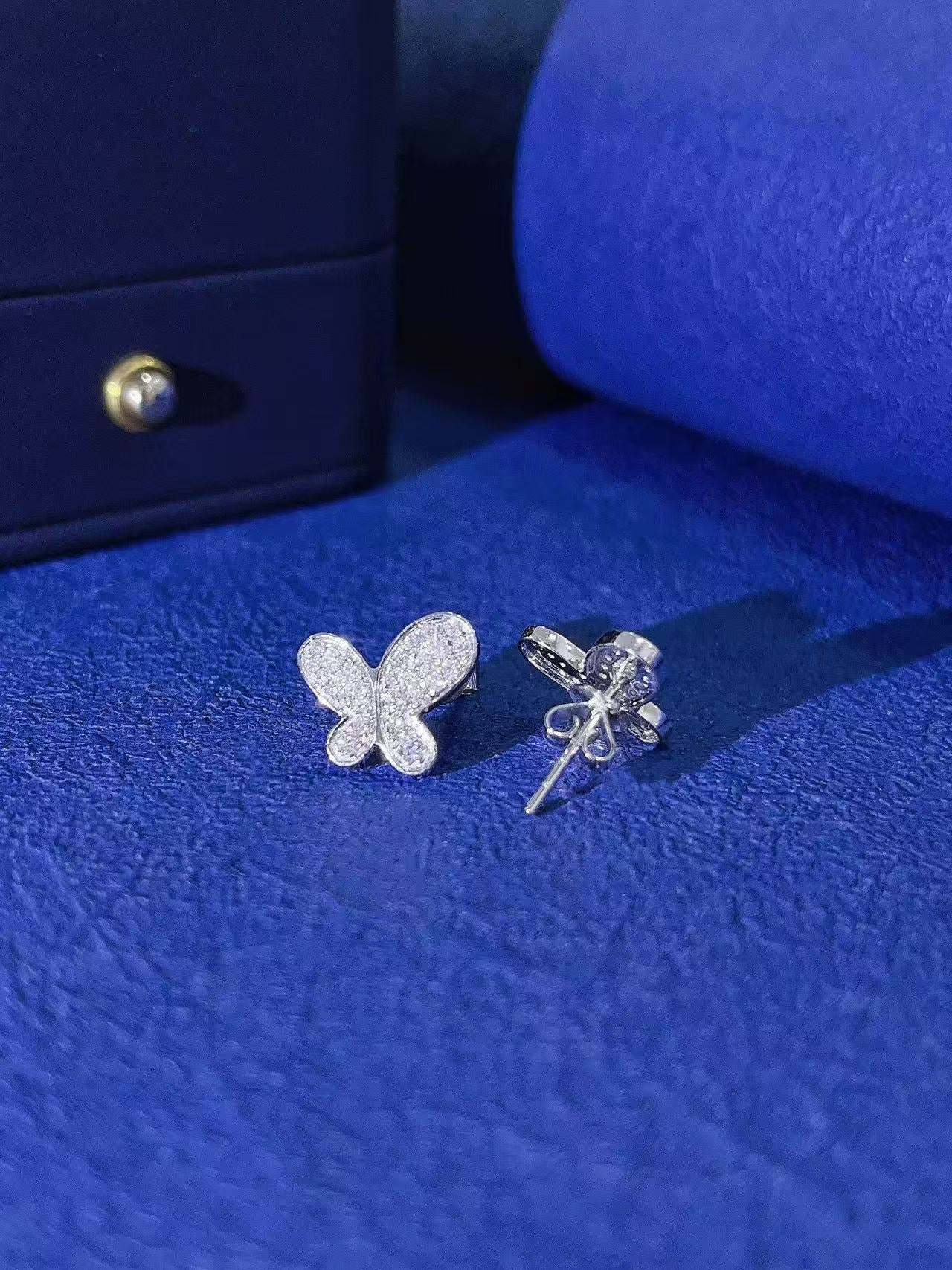 18K White Gold Lab-Grown Diamond Irregular Butterfly Earrings
