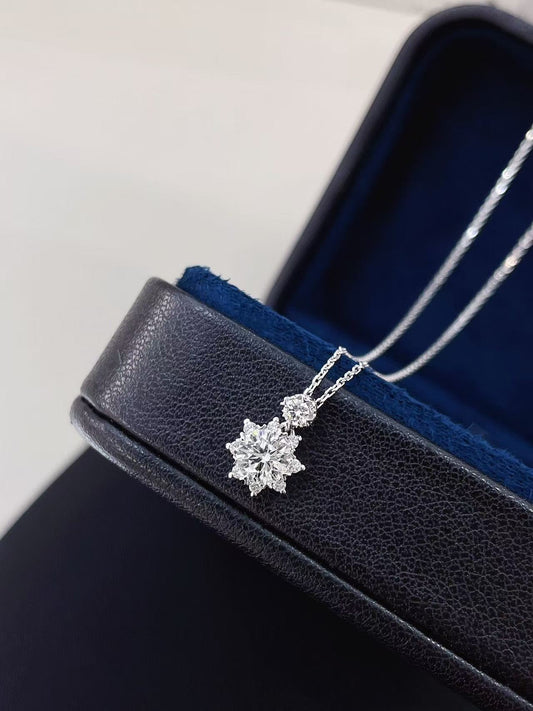 18K White Gold Lab-Grown Diamond Snowflake Necklace