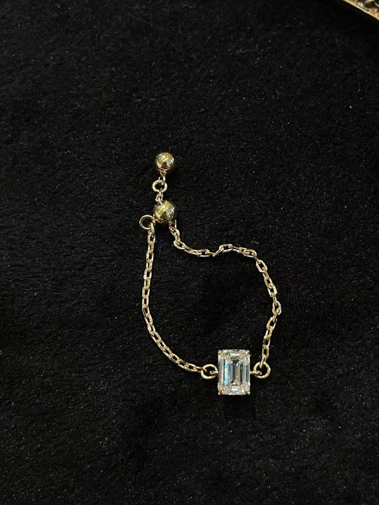 18K Yellow Gold Lab-Grown Emerald Cut Link Ring